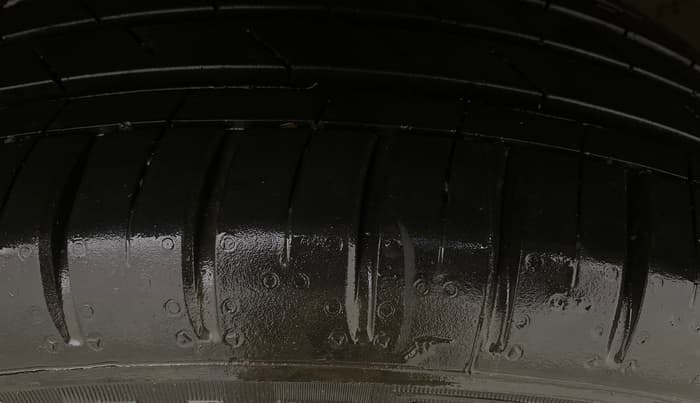 2021 MG HECTOR SHARP 1.5 PETROL CVT, Petrol, Automatic, 41,702 km, Left Rear Tyre Tread