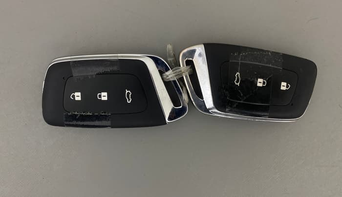 2021 MG HECTOR SHARP 1.5 PETROL CVT, Petrol, Automatic, 41,702 km, Key Close Up