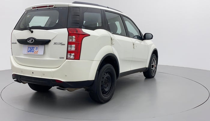 2017 Mahindra XUV500 W6, Diesel, Manual, 91,168 km, Right Back Diagonal
