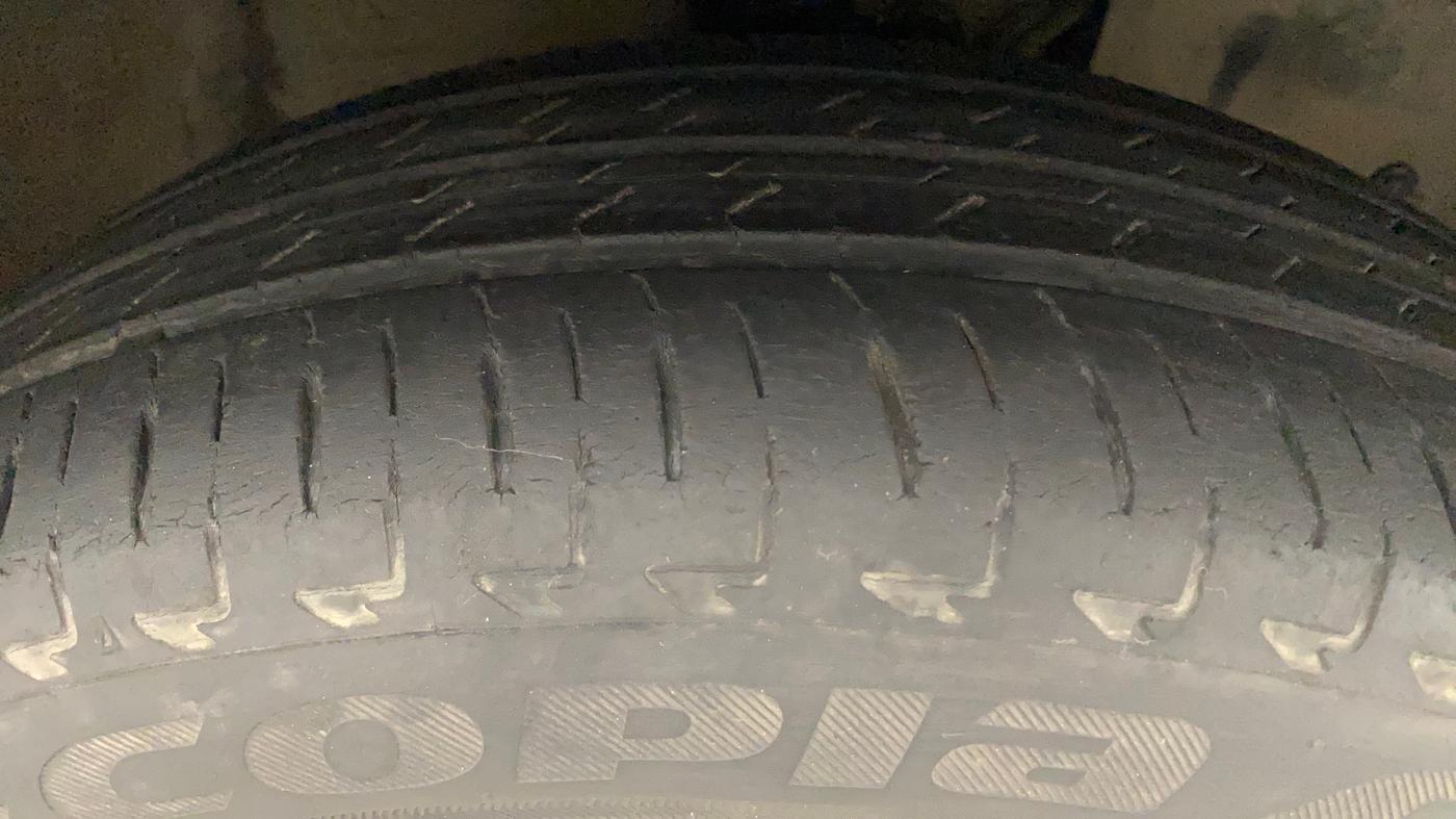 2017 Maruti IGNIS SIGMA 1.2, Petrol, Manual, 51,920 km, Right Front Tyre Tread