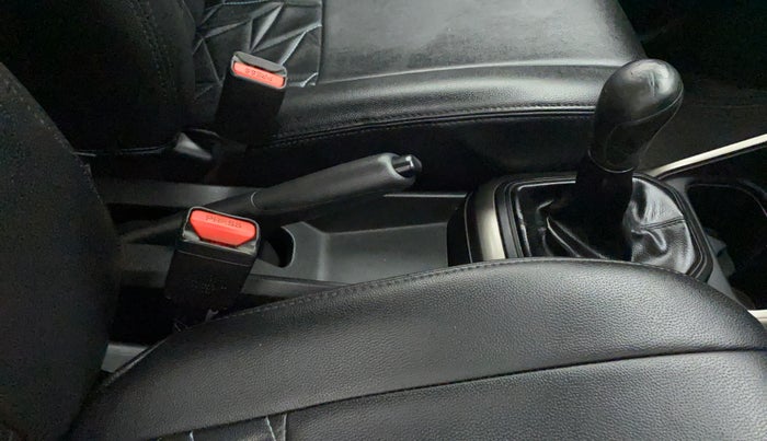 2017 Maruti IGNIS SIGMA 1.2, Petrol, Manual, 51,920 km, Gear Lever