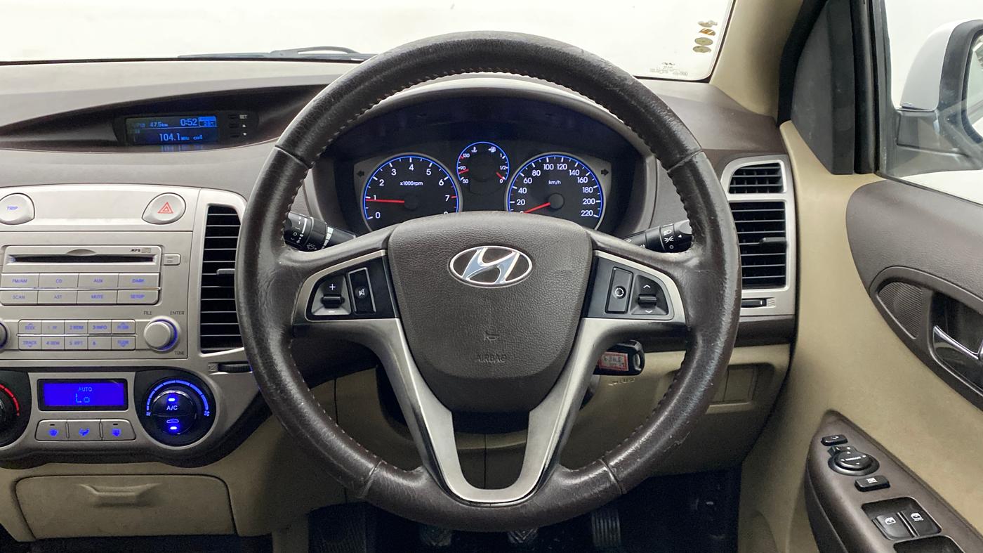 2010 Hyundai i20 SPORTZ 1.2 O, Petrol, Manual, 60,127 km, Steering Wheel Close Up