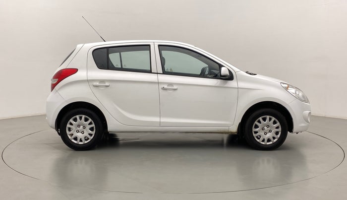2010 Hyundai i20 SPORTZ 1.2 O, Petrol, Manual, 60,127 km, Right Side View