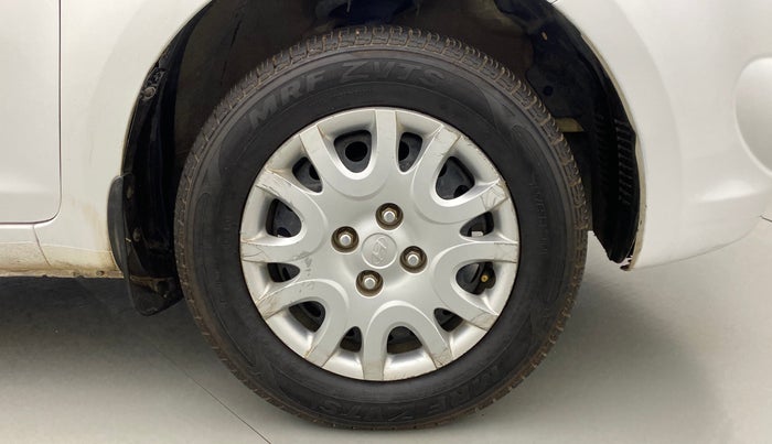 2010 Hyundai i20 SPORTZ 1.2 O, Petrol, Manual, 60,127 km, Right Front Wheel