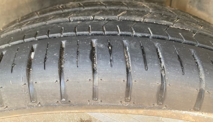 2017 Maruti Ciaz ZXI+, Petrol, Manual, 96,563 km, Left Rear Tyre Tread