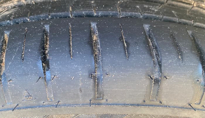 2017 Maruti Ciaz ZXI+, Petrol, Manual, 96,563 km, Right Front Tyre Tread