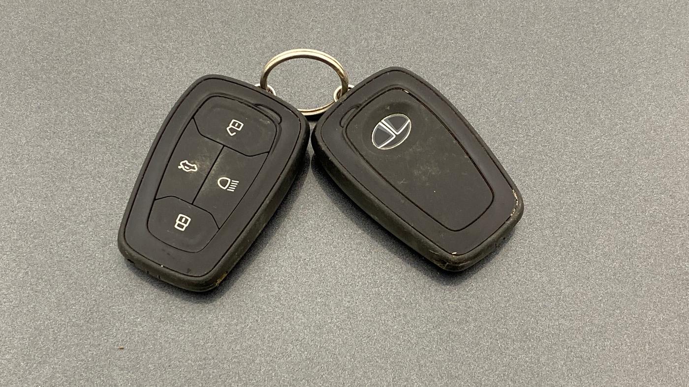 2023 Tata TIGOR XZ PLUS CNG, CNG, Manual, 1,09,067 km, Key Close Up