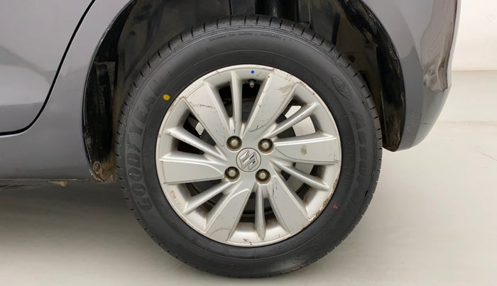 2016 Maruti Swift ZXI, Petrol, Manual, 67,415 km, Left Rear Wheel