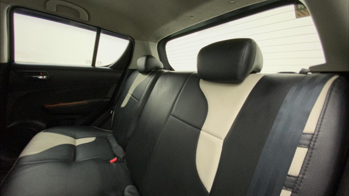 2016 Maruti Swift ZXI, Petrol, Manual, 67,415 km, Right Side Rear Door Cabin