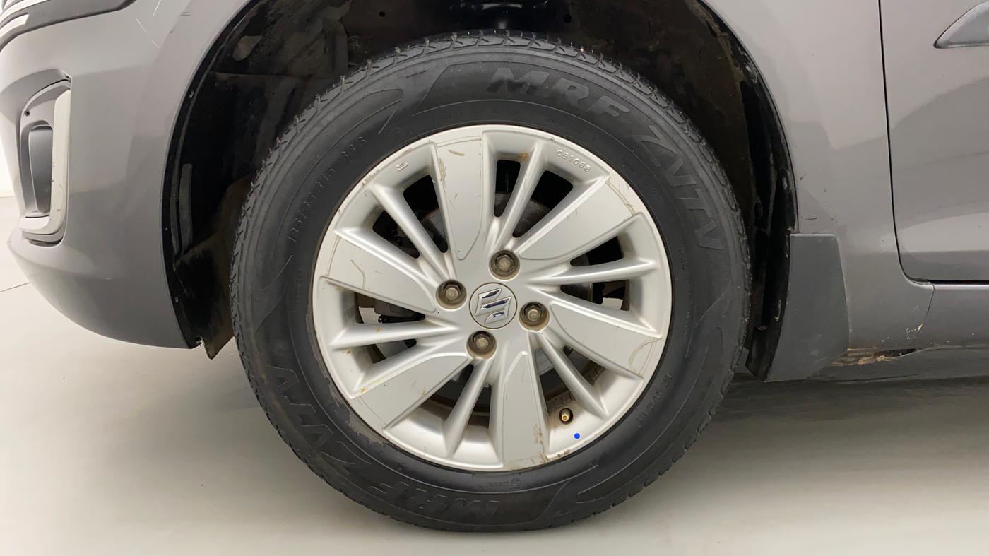 2016 Maruti Swift ZXI, Petrol, Manual, 67,415 km, Left Front Wheel