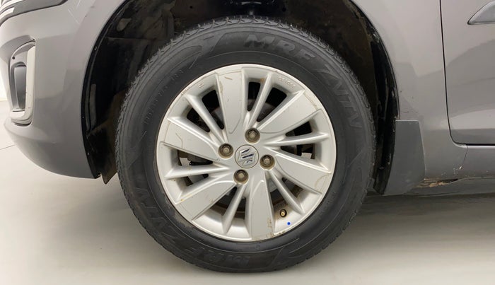 2016 Maruti Swift ZXI, Petrol, Manual, 67,415 km, Left Front Wheel