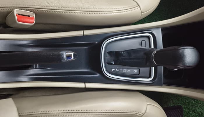 2017 Maruti Ciaz ALPHA  AT 1.4  PETROL, Petrol, Automatic, 94,064 km, Gear Lever