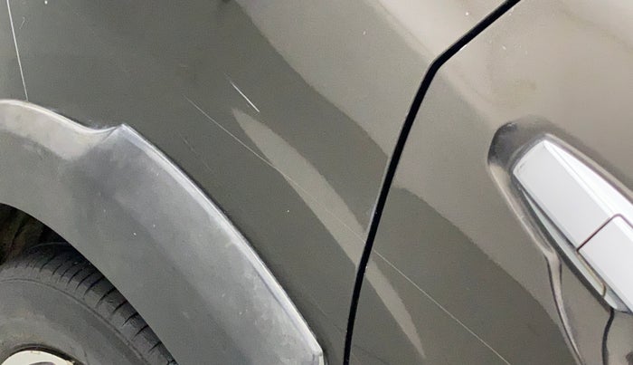 2017 Honda BR-V 1.5L I-VTEC V, Petrol, Manual, 1,04,034 km, Right quarter panel - Slightly dented