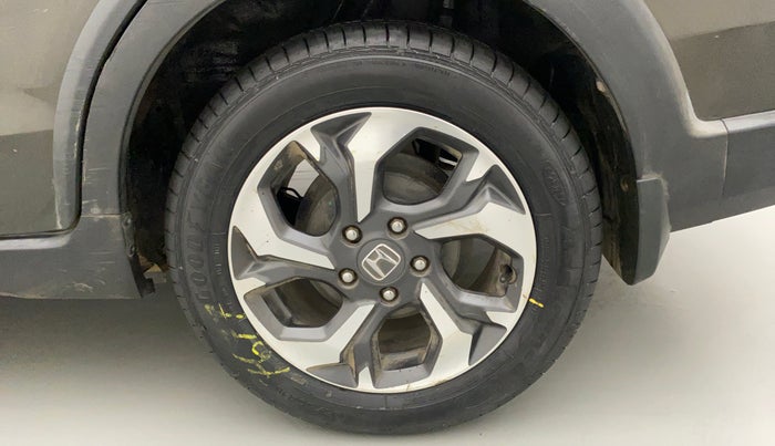 2017 Honda BR-V 1.5L I-VTEC V, Petrol, Manual, 1,04,034 km, Left Rear Wheel