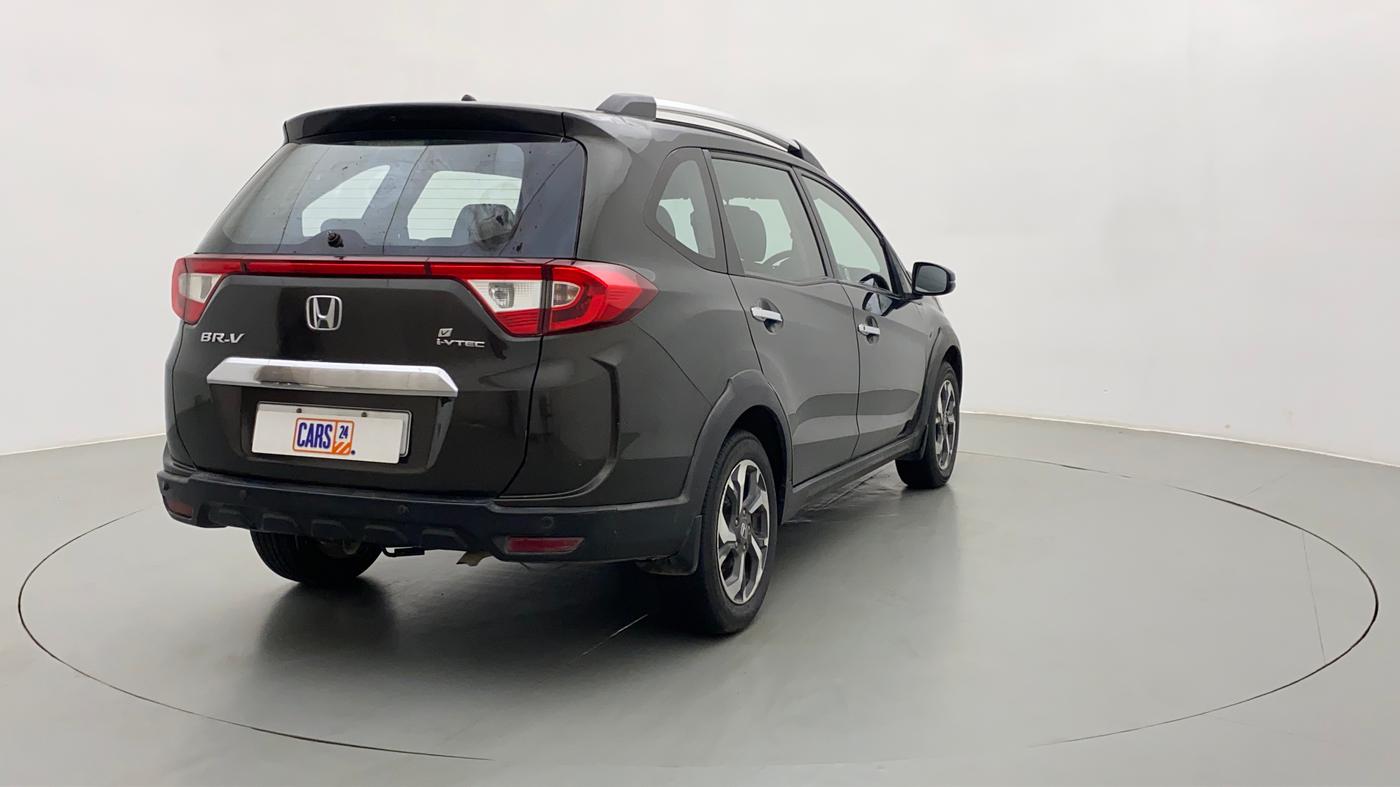 2017 Honda BR-V 1.5L I-VTEC V, Petrol, Manual, 1,04,034 km, Right Back Diagonal