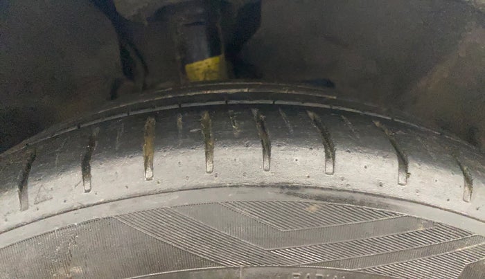 2018 Ford Ecosport TITANIUM + 1.5L DIESEL, Diesel, Manual, 72,042 km, Right Front Tyre Tread