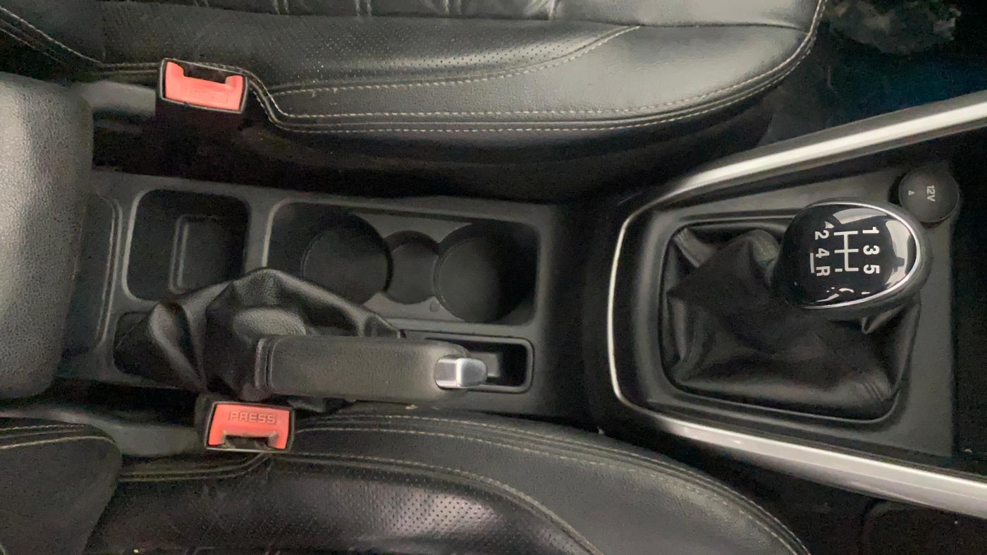 2018 Ford Ecosport TITANIUM + 1.5L DIESEL, Diesel, Manual, 88,373 km, Gear Lever
