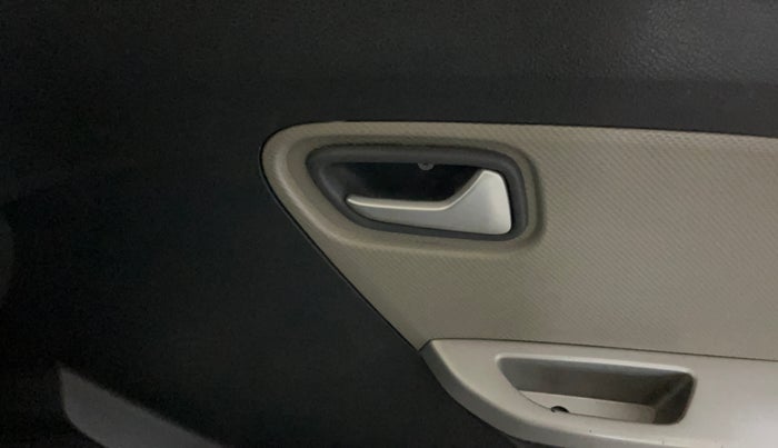 2016 Maruti Alto K10 VXI (O), Petrol, Manual, 47,556 km, Driver Side Door Panels Control