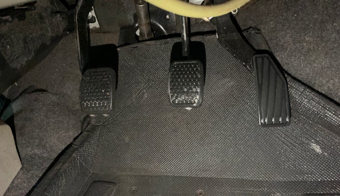 2016 Maruti Alto K10 VXI (O), Petrol, Manual, 47,556 km, Pedals