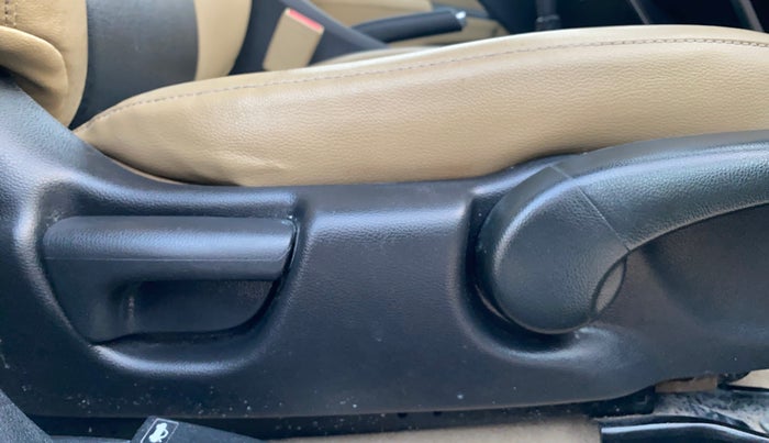 2014 Honda City 1.5L I-VTEC SV, Petrol, Manual, 34,314 km, Driver Side Adjustment Panel