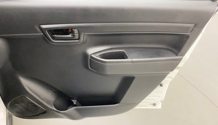 2019 Maruti S PRESSO VXI+, Petrol, Manual, 52,688 km, Driver Side Door Panels Control