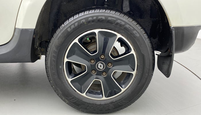 2016 Renault Duster 110 PS RXZ DIESEL, Diesel, Manual, 93,415 km, Left Rear Wheel
