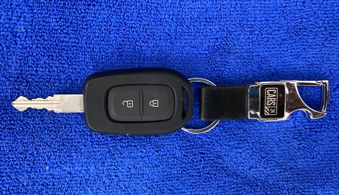 2016 Renault Duster 110 PS RXZ DIESEL, Diesel, Manual, 93,415 km, Key Close Up