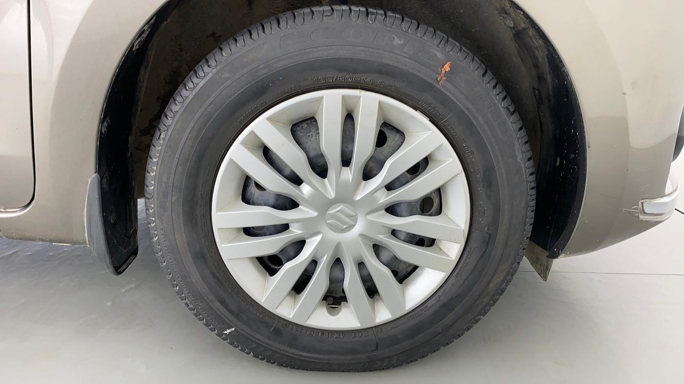 2017 Maruti Dzire VXI, Petrol, Manual, 31,901 km, Right Front Wheel