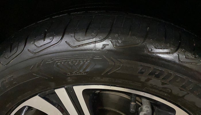 2022 MG ASTOR SHARP 1.5 CVT, Petrol, Automatic, 29,363 km, Right Rear Tyre Tread