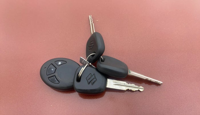 2012 Maruti Alto K10 VXI, Petrol, Manual, 48,478 km, Key Close Up