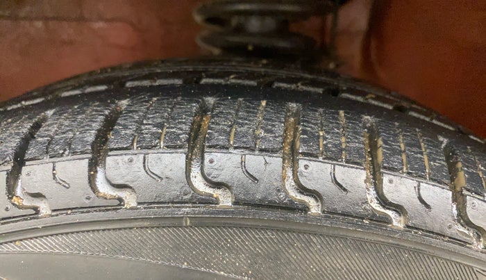2012 Maruti Alto K10 VXI, Petrol, Manual, 48,478 km, Left Front Tyre Tread