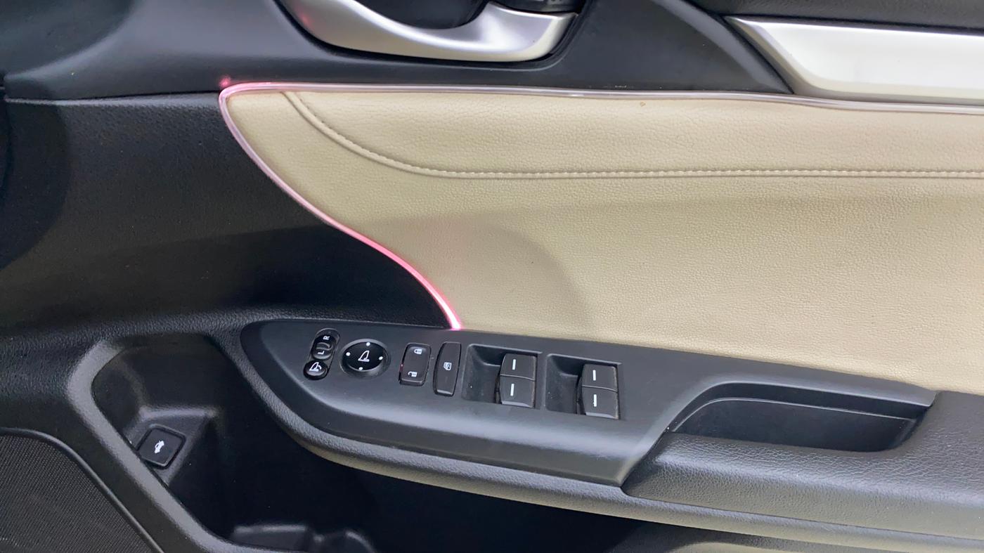 2019 Honda Civic 1.8L I-VTEC ZX CVT, Petrol, Automatic, 44,164 km, Driver Side Door Panels Control