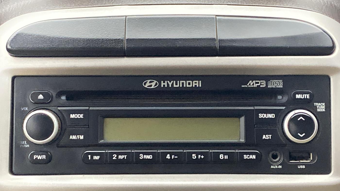 2014 Hyundai Santro Xing GLS, Petrol, Manual, 77,587 km, Infotainment System