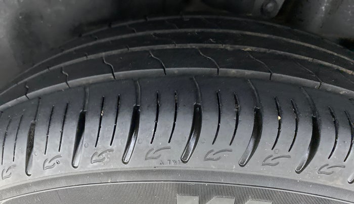 2020 Maruti Vitara Brezza VXI, Petrol, Manual, 26,095 km, Left Rear Tyre Tread