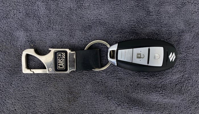 2020 Maruti Vitara Brezza VXI, Petrol, Manual, 26,095 km, Key Close Up