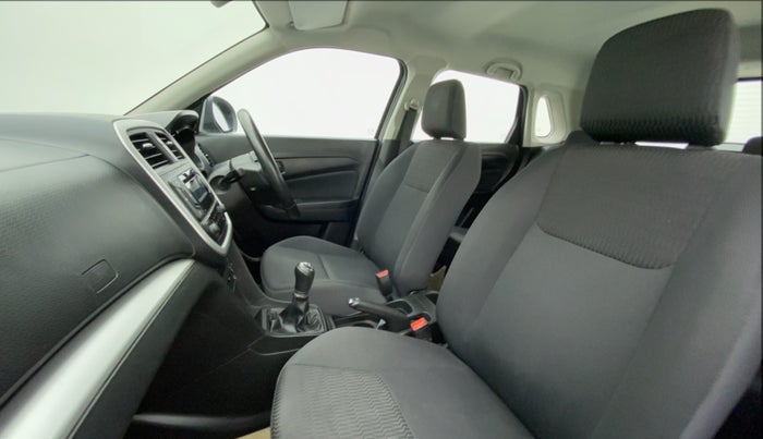 2020 Maruti Vitara Brezza VXI, Petrol, Manual, 26,095 km, Right Side Front Door Cabin