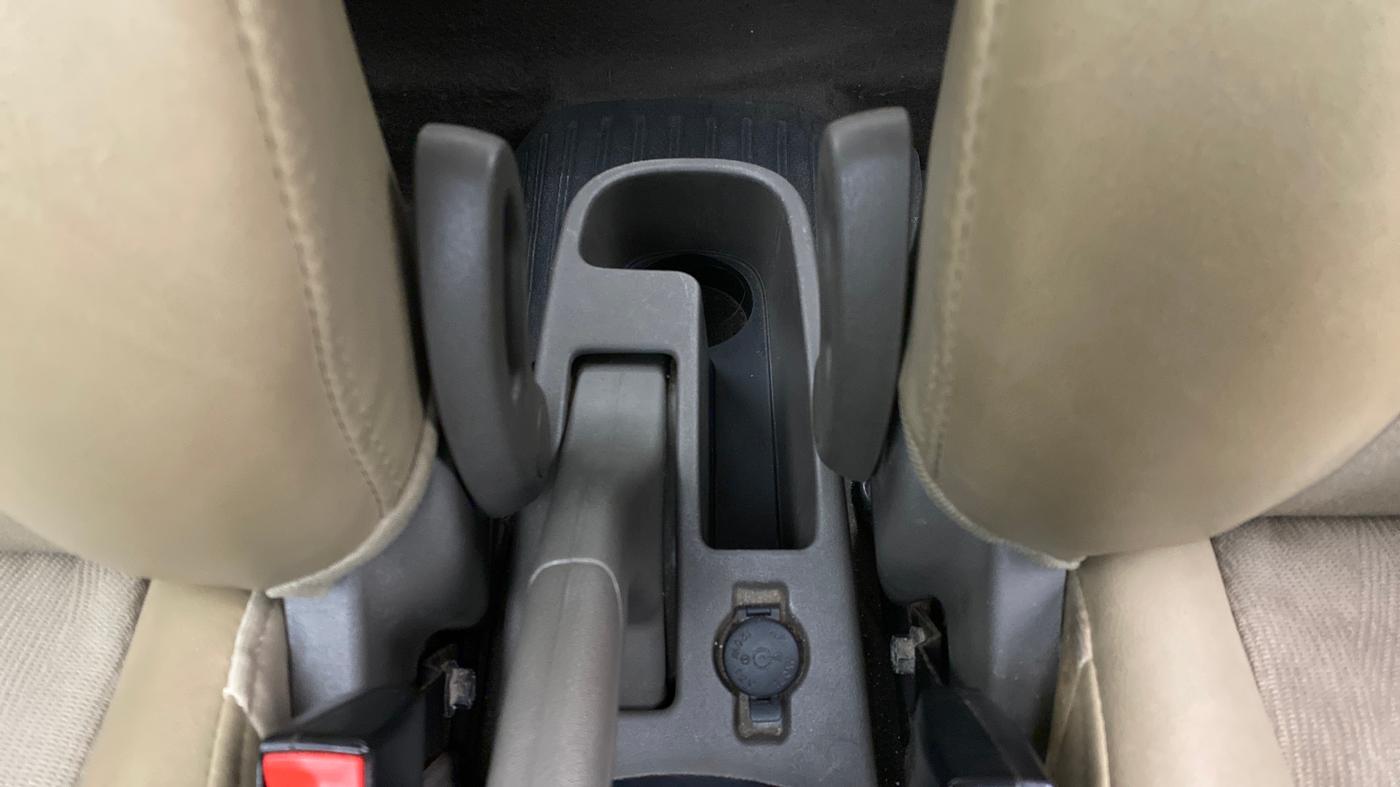 2013 Hyundai i10 MAGNA 1.2 KAPPA2, Petrol, Manual, 60,070 km, Driver Side Adjustment Panel
