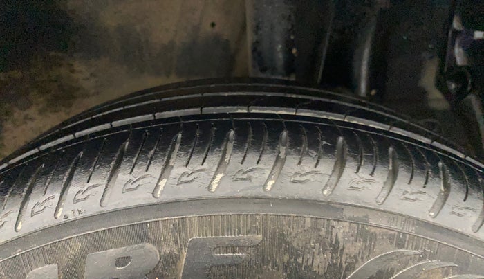 2021 KIA SONET HTX 1.5 AT, Diesel, Automatic, 34,261 km, Left Rear Tyre Tread