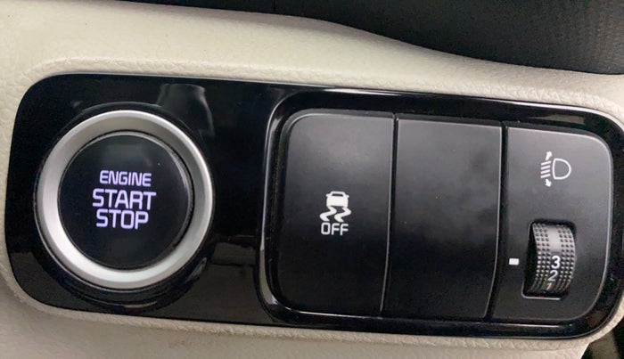 2021 KIA SONET HTX 1.5 AT, Diesel, Automatic, 34,261 km, Keyless Start/ Stop Button