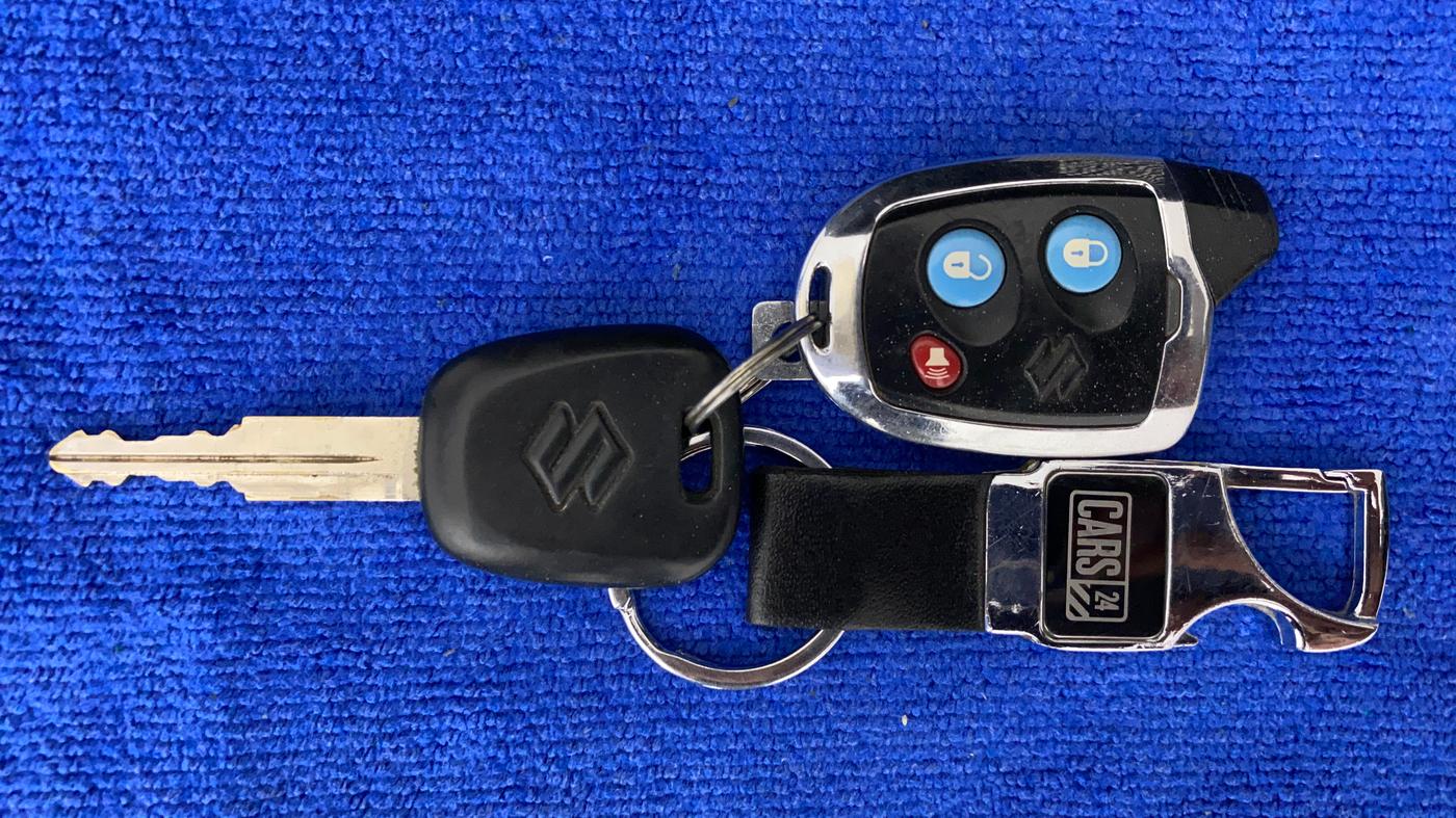 2018 Maruti Alto K10 VXI, Petrol, Manual, 24,914 km, Key Close Up