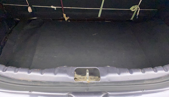 2015 Hyundai Eon ERA +, Petrol, Manual, 59,721 km, Boot Inside