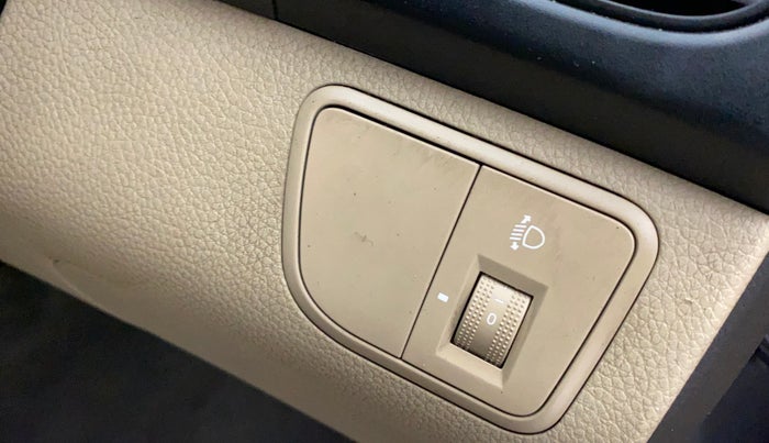 2015 Hyundai Eon ERA +, Petrol, Manual, 59,721 km, Dashboard - Headlight height adjustment not working