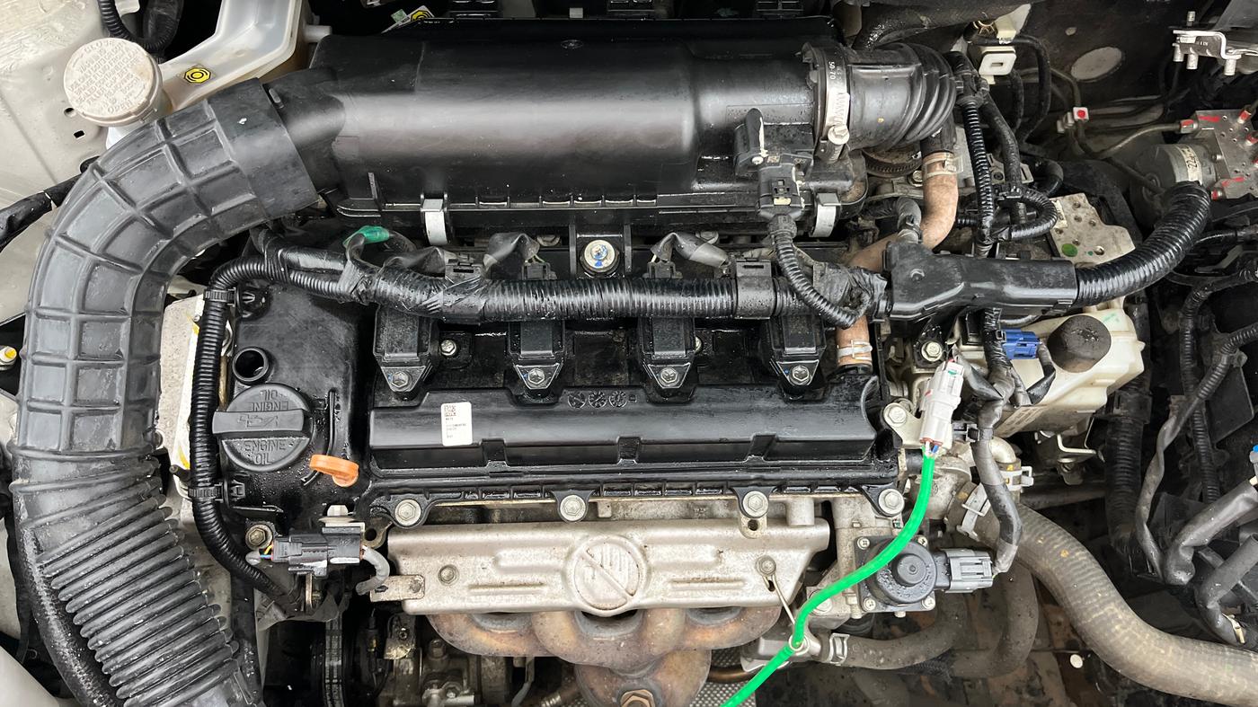 2023 Maruti Swift ZXI AMT, Petrol, Automatic, 33,532 km, Engine View