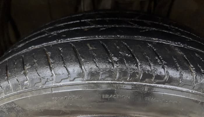 2021 Nissan MAGNITE XV MT, Petrol, Manual, 45,695 km, Left Front Tyre Tread