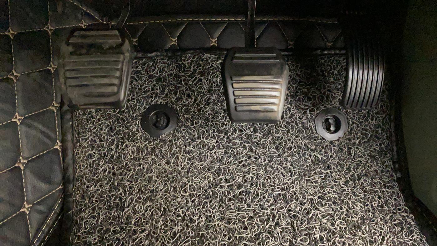 2020 Mahindra Scorpio S9, Diesel, Manual, 16,537 km, Pedals