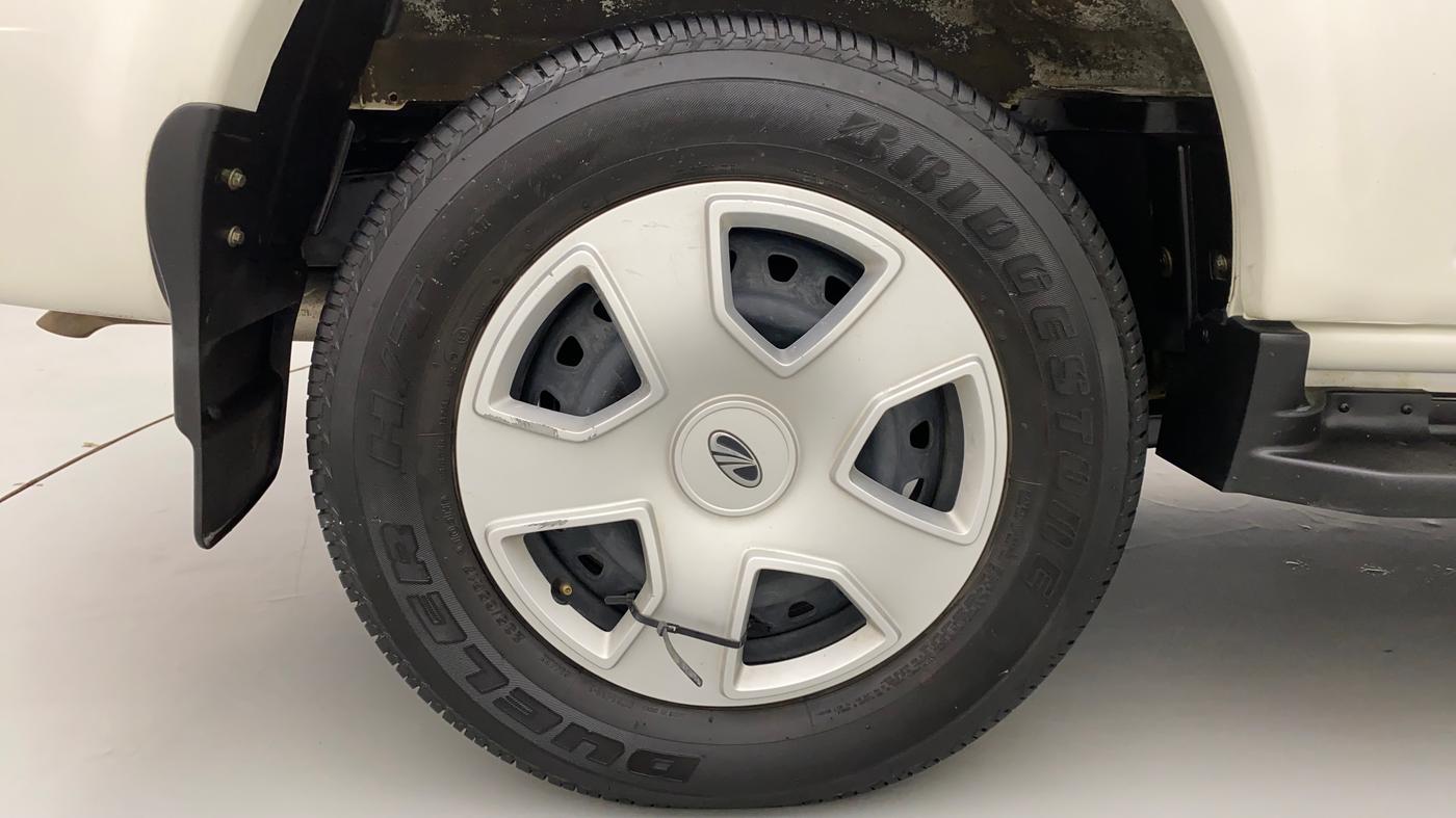2020 Mahindra Scorpio S9, Diesel, Manual, 16,537 km, Right Rear Wheel