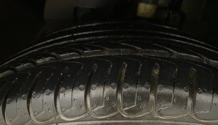 2019 Ford Ecosport TITANIUM 1.5L PETROL, Petrol, Manual, 32,765 km, Left Front Tyre Tread