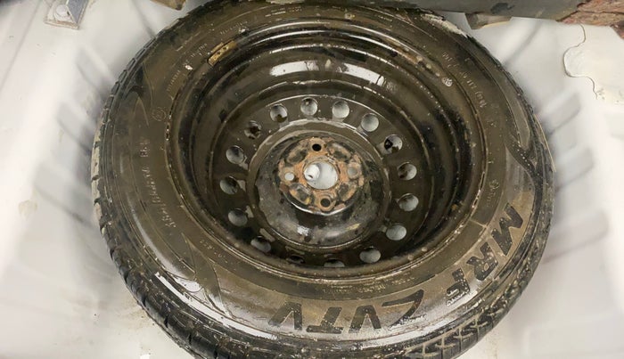 2020 Maruti Ciaz ALPHA 1.5 SHVS PETROL, CNG, Manual, 1,43,410 km, Spare Tyre