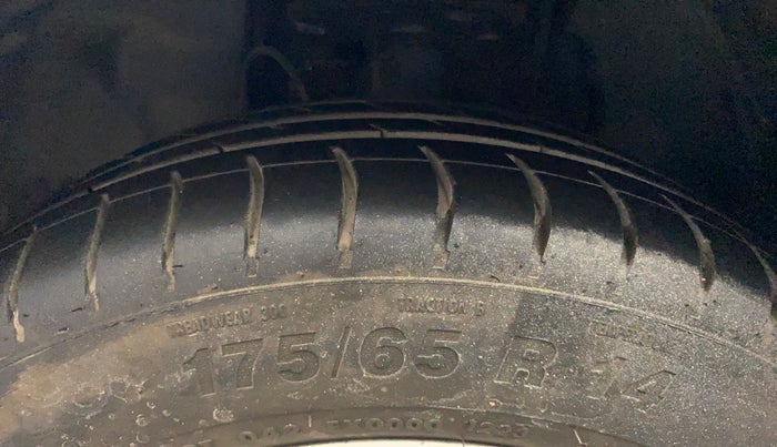 2017 Tata Tiago XZA PETROL, Petrol, Automatic, 21,763 km, Left Front Tyre Tread