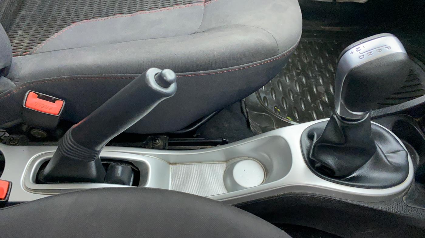 2017 Renault Duster RXS CVT 106 PS, Petrol, Automatic, 94,423 km, Gear Lever